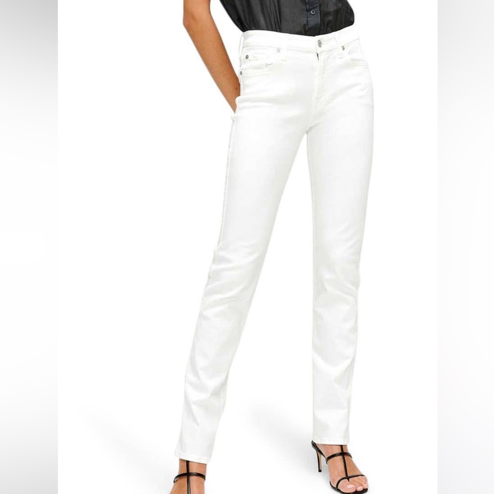 RALPH LAUREN WHITE JEANS SIZE 4-CLASSIC STRAIGHT CUT